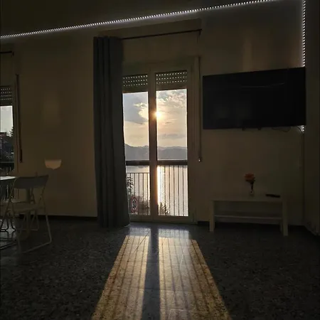 Sunset Balcony Panoramic View In アパート ブレーヴィオ